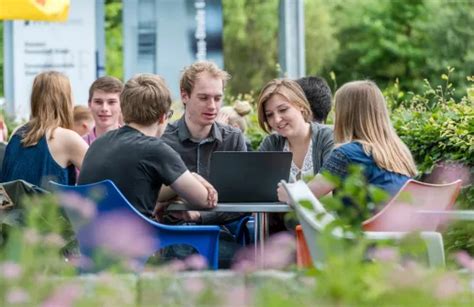 Studying at the PFH Stade Hansecampus